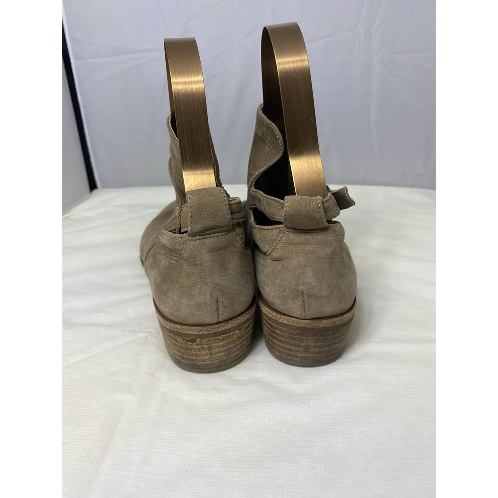 Gianni Bini Boots Womens 8M Tan Suede Leather Slip On Ankle Bootie w Buckles - Picture 5 of 11